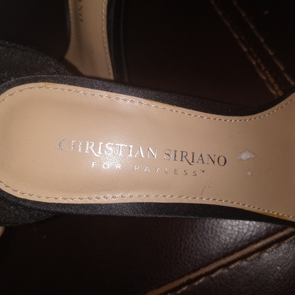 Heels - Picture 3 of 6